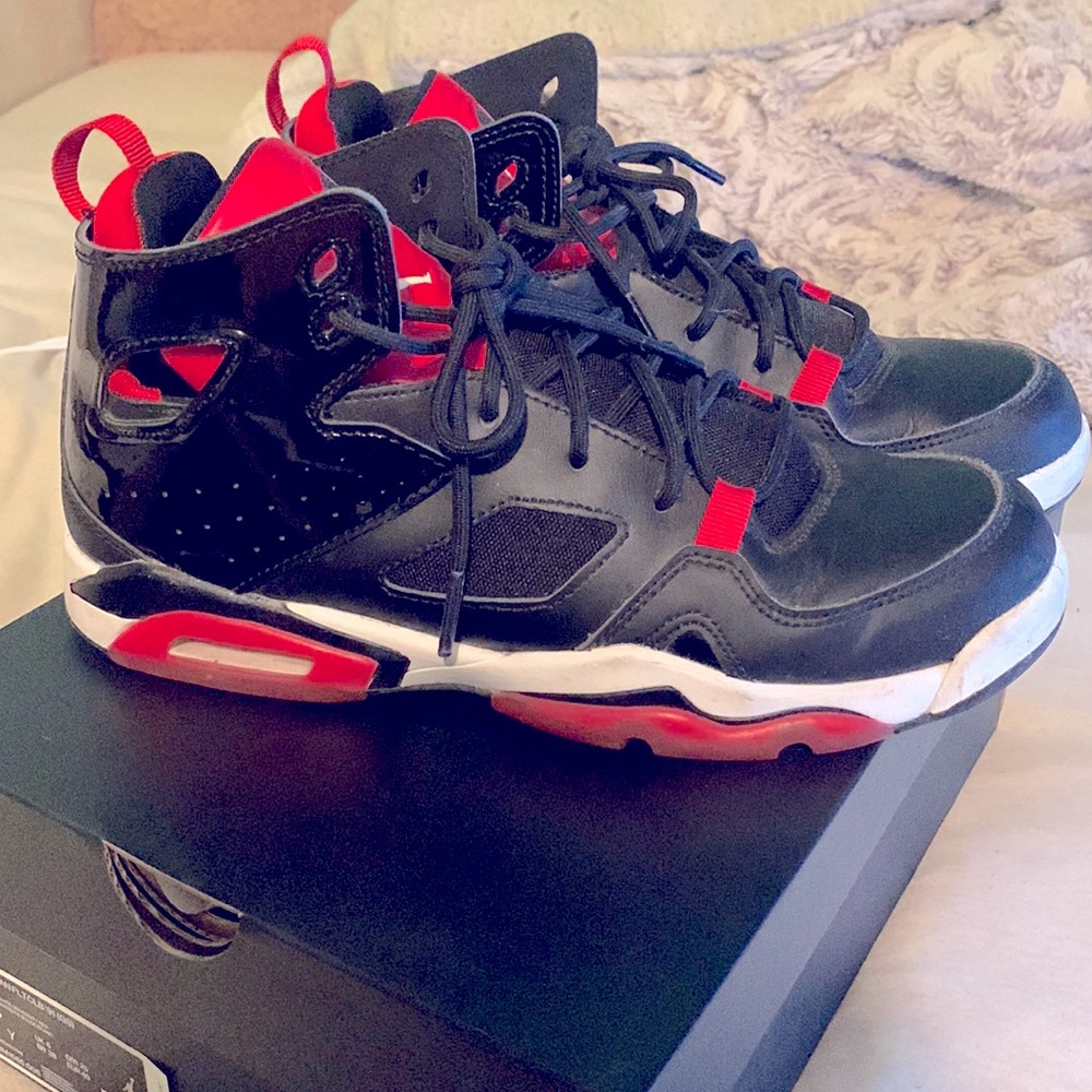 Jordan’s size 7Y